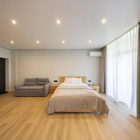 Monte Apartment *