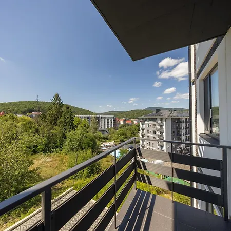 Monte Apartment *
